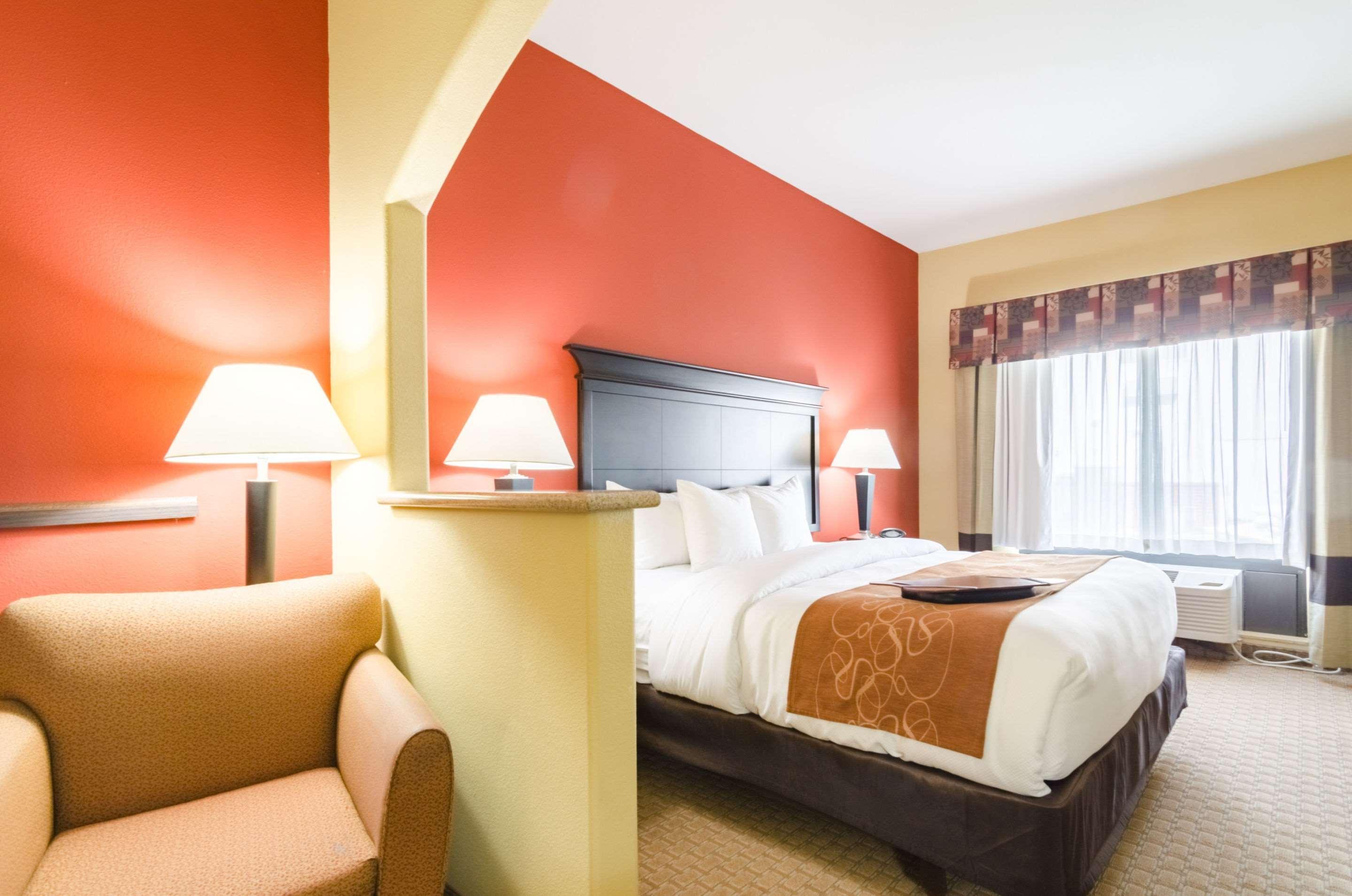 Comfort Suites Salina South מראה חיצוני תמונה