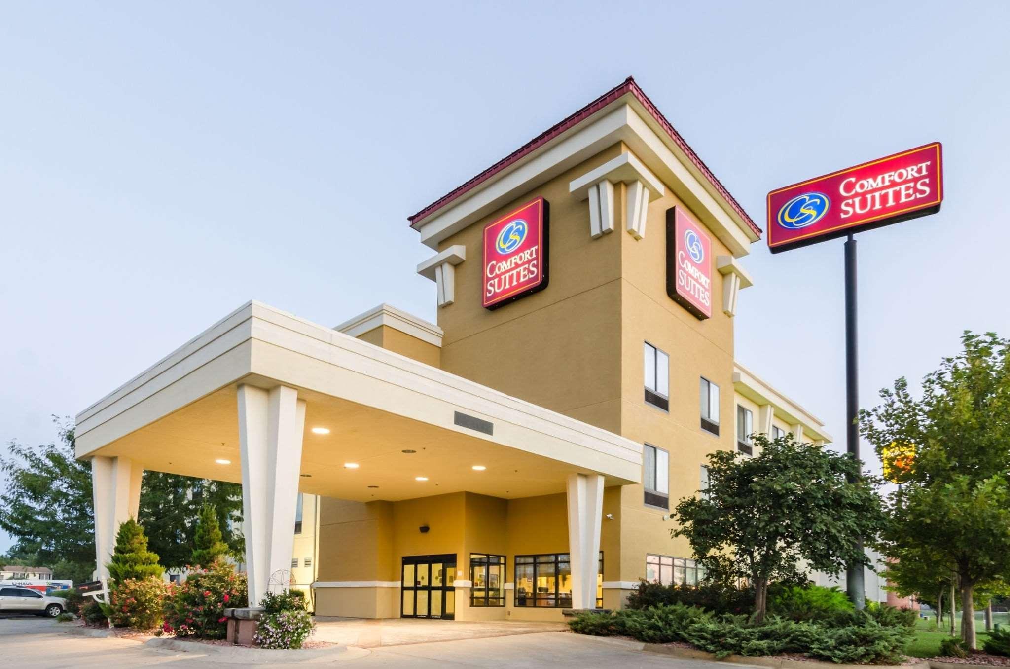 Comfort Suites Salina South מראה חיצוני תמונה