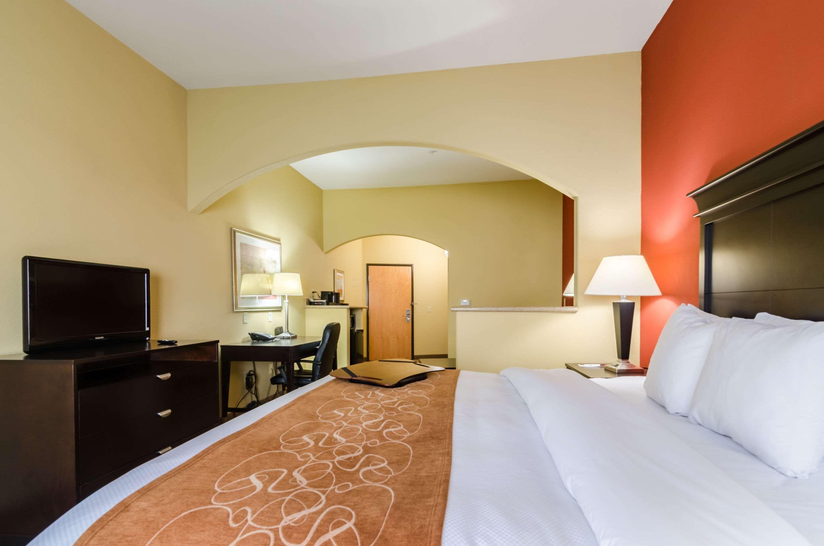 Comfort Suites Salina South מראה חיצוני תמונה