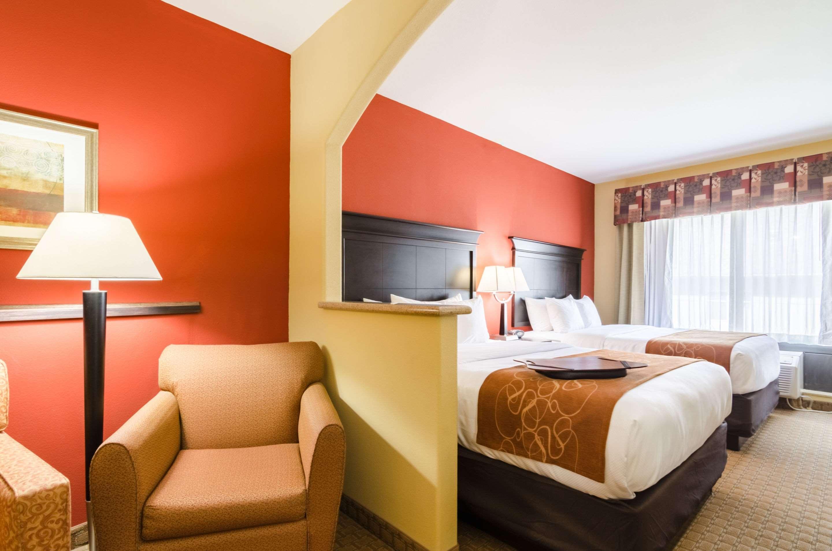 Comfort Suites Salina South מראה חיצוני תמונה