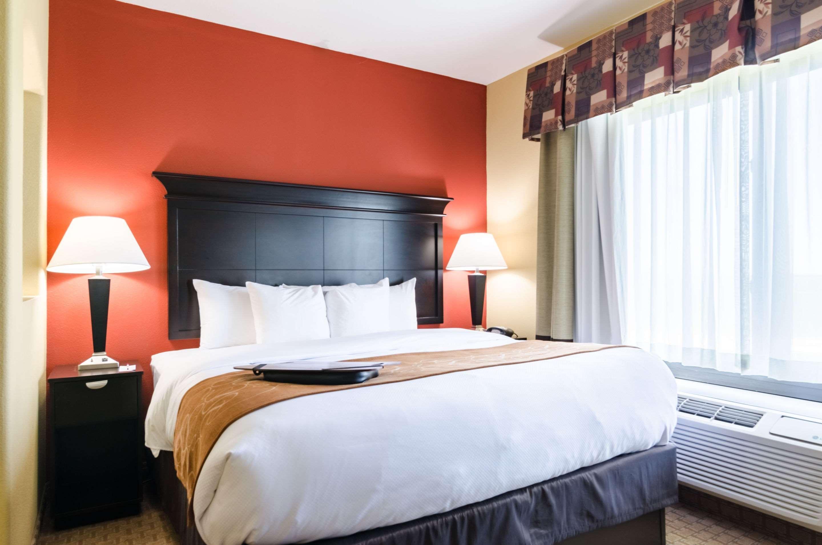 Comfort Suites Salina South מראה חיצוני תמונה