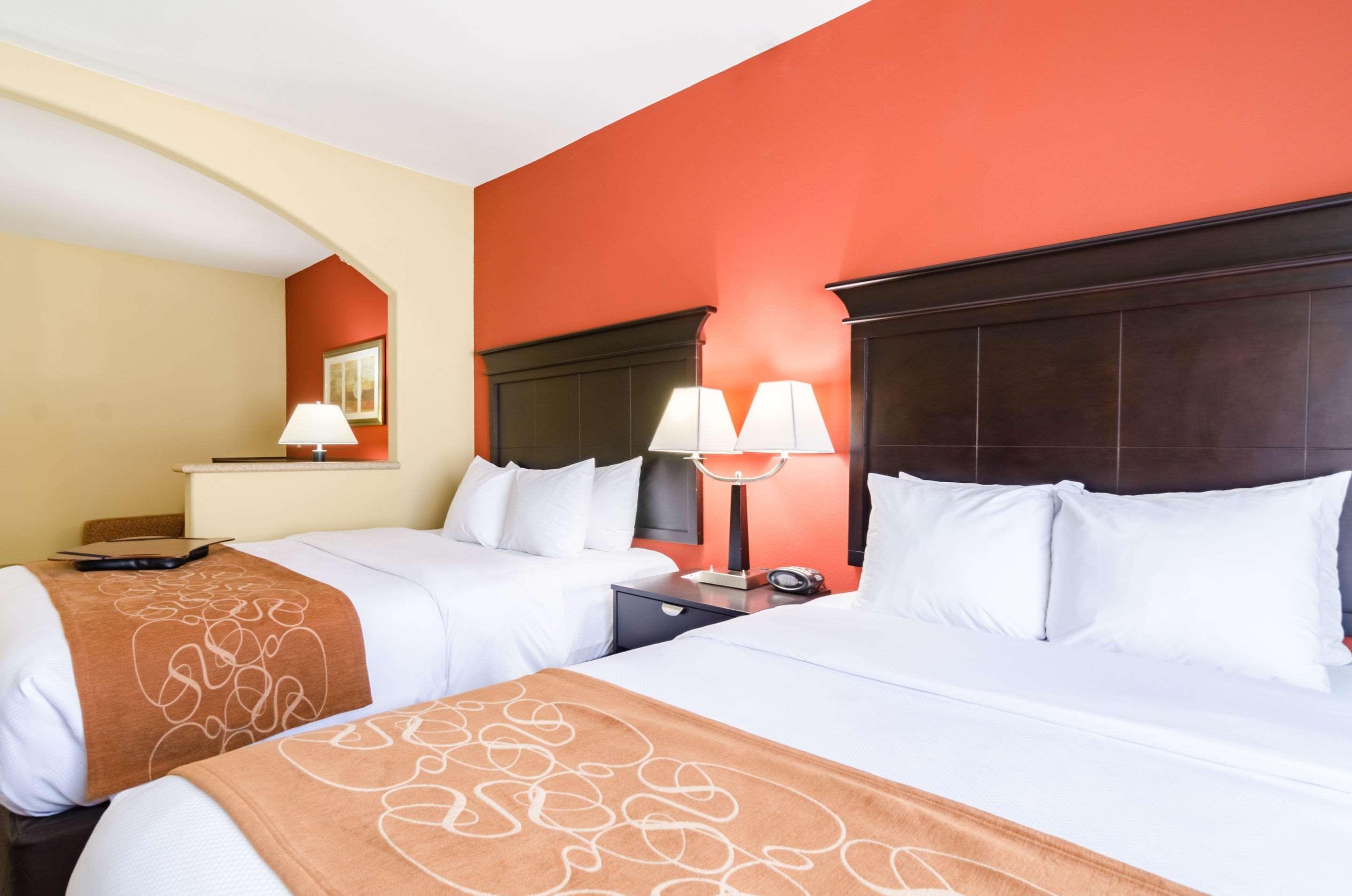 Comfort Suites Salina South מראה חיצוני תמונה
