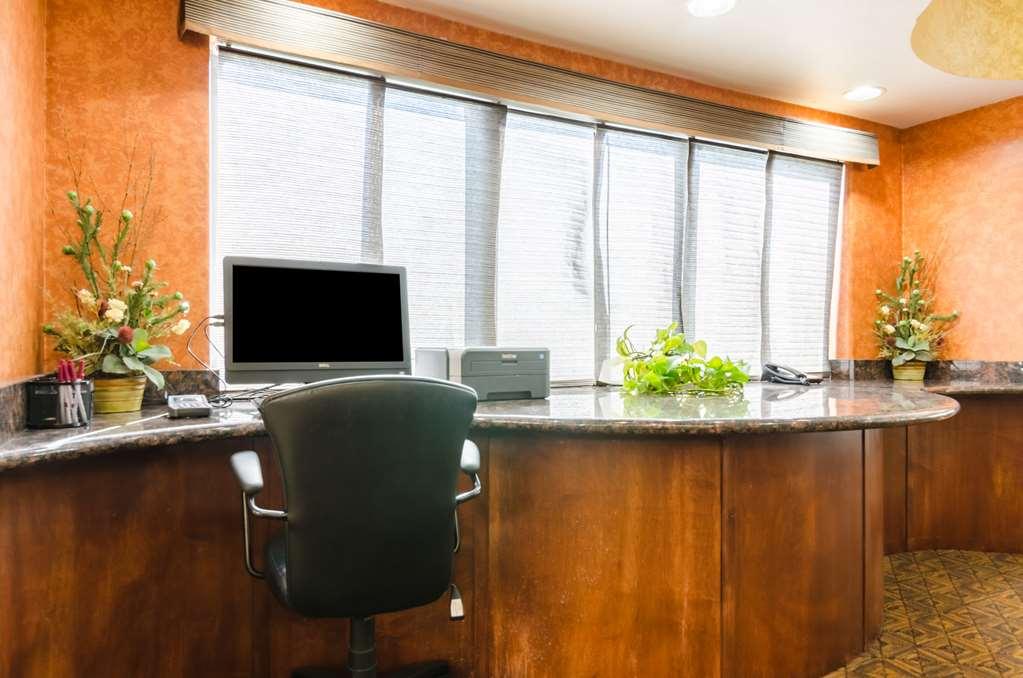 Comfort Suites Salina South מתקנים תמונה