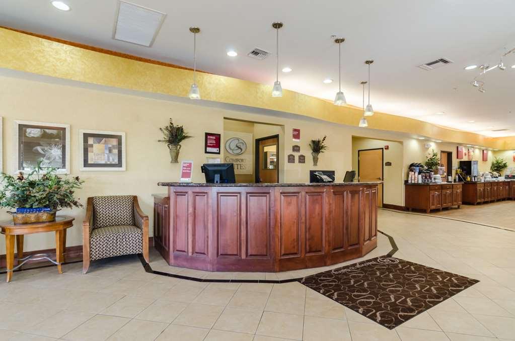 Comfort Suites Salina South מראה פנימי תמונה