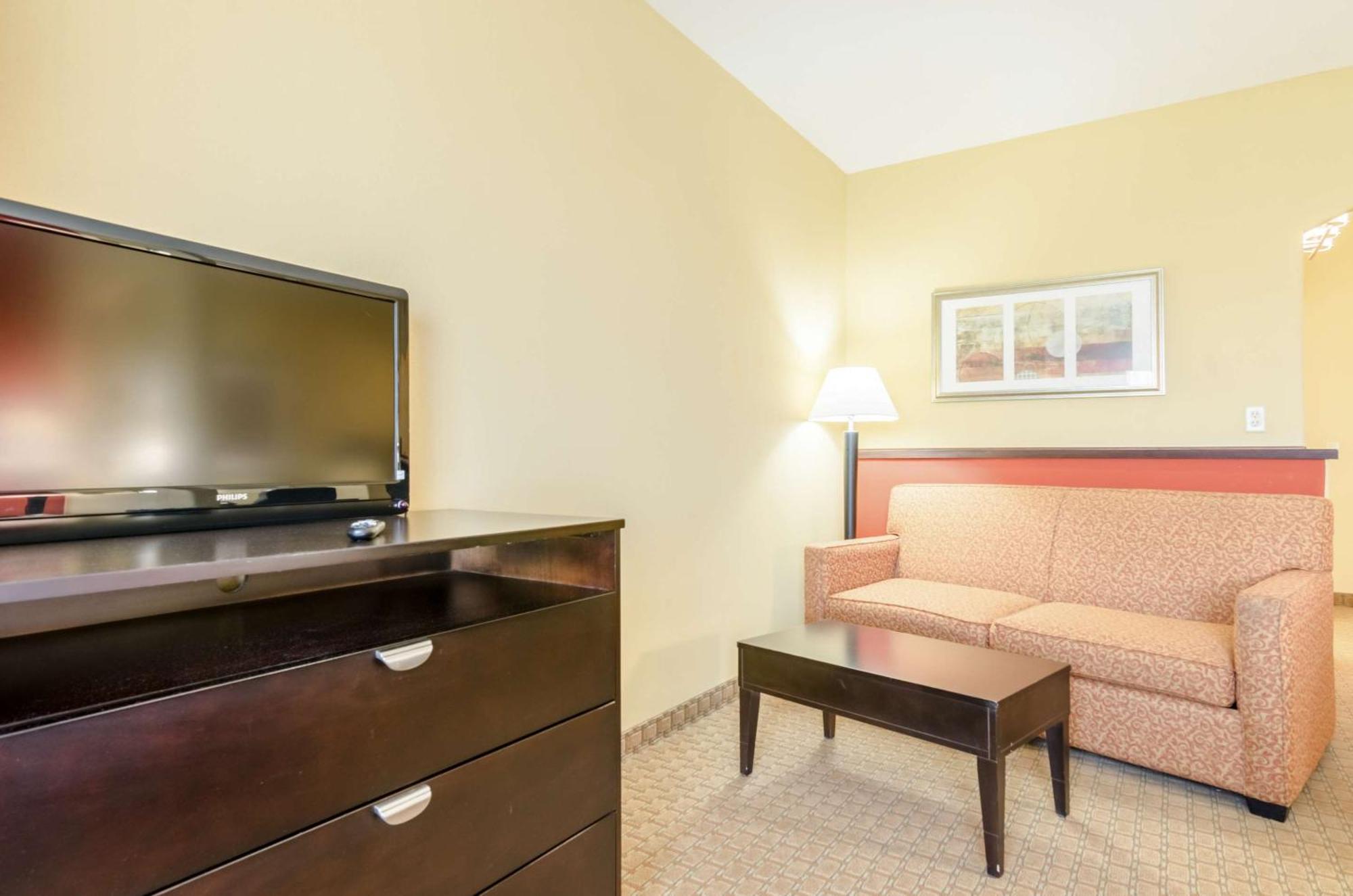 Comfort Suites Salina South מראה חיצוני תמונה