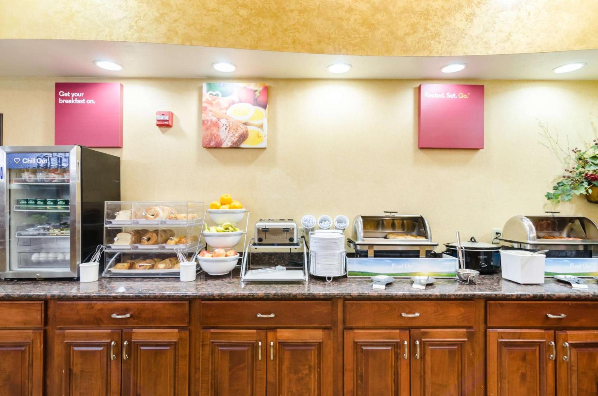 Comfort Suites Salina South מראה חיצוני תמונה